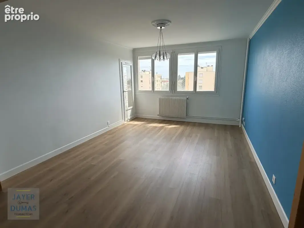 CHALON-SUR-SAONE - Bel Appartement T3 lumineux - 60 m2 - - photo 6