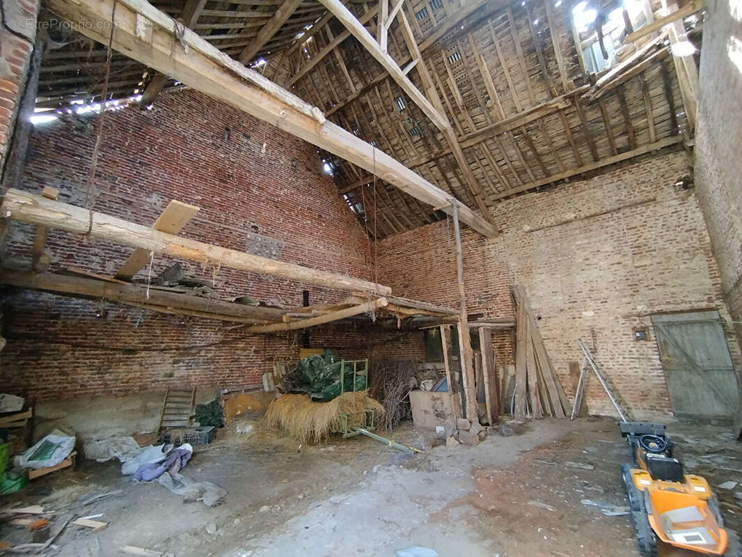 Maison à AISONVILLE-ET-BERNOVILLE