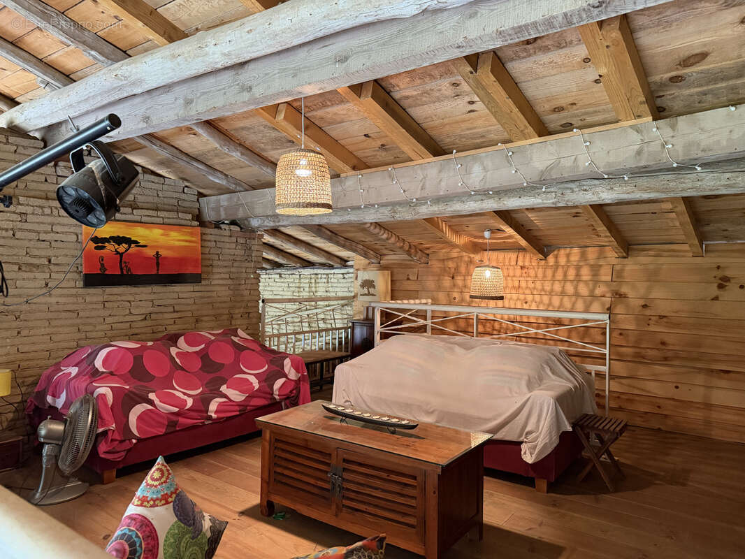 Maison à LAMOTHE-CAPDEVILLE