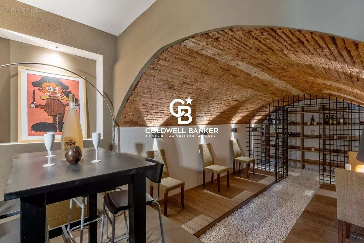 Maison à LA GARDE-FREINET