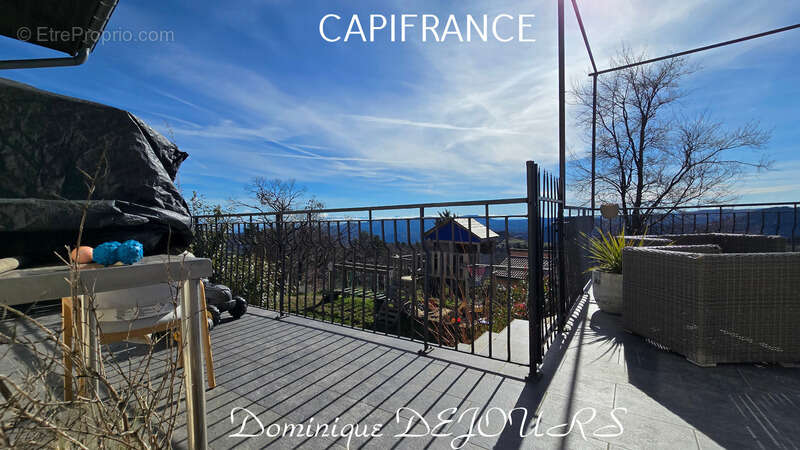 Ardèche - Magnifique Maison d'architecte de 184 m² habitable - Bel espace extérieur - Vue panoramique sur les montagnes ardèchoi - photo 58