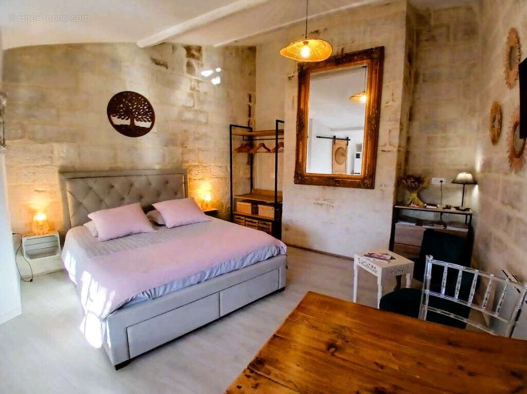 Appartement à UZES