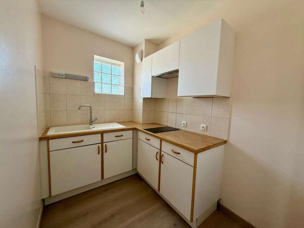 Appartement à LAMORLAYE