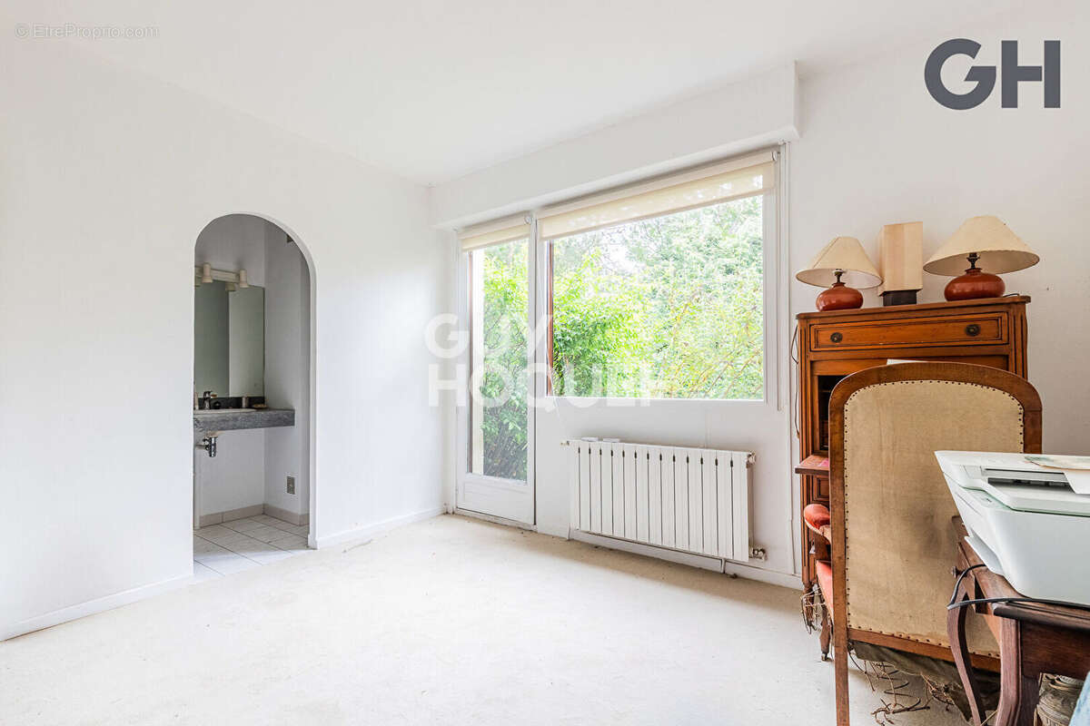 Appartement à ETIOLLES