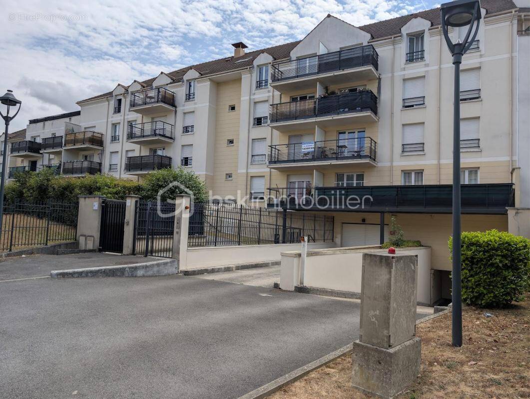 Appartement à VILLENOY