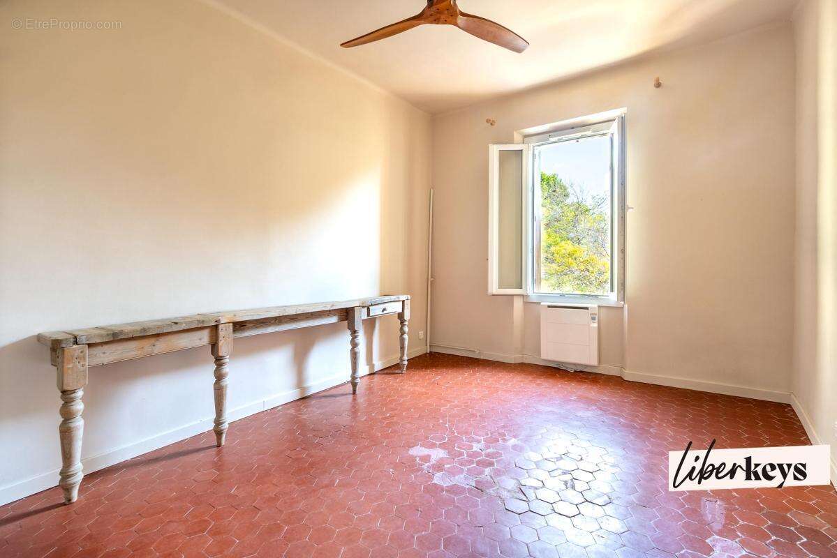 Appartement duplex à l'esprit maison avec terrasse de 40 m² et studio indépendant – Hyères Godillot - photo 7