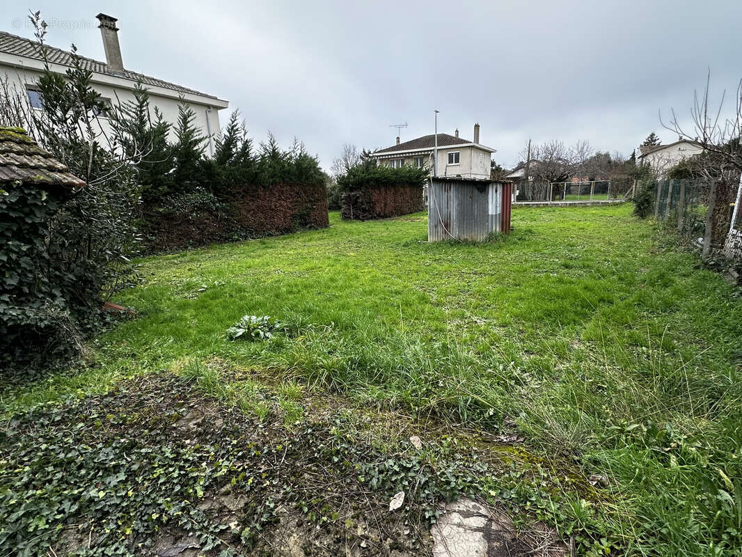 Terrain constructible sur Agen - photo 2