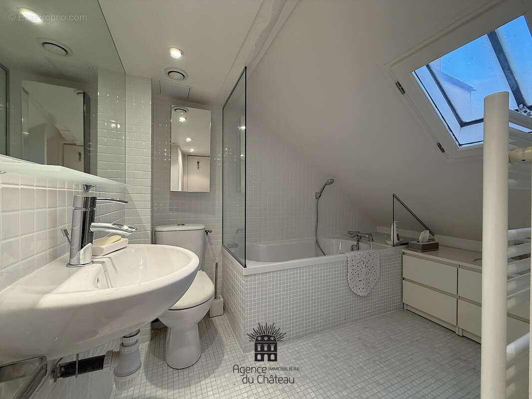 Appartement à VERSAILLES
