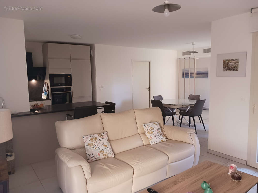 Appartement à HYERES