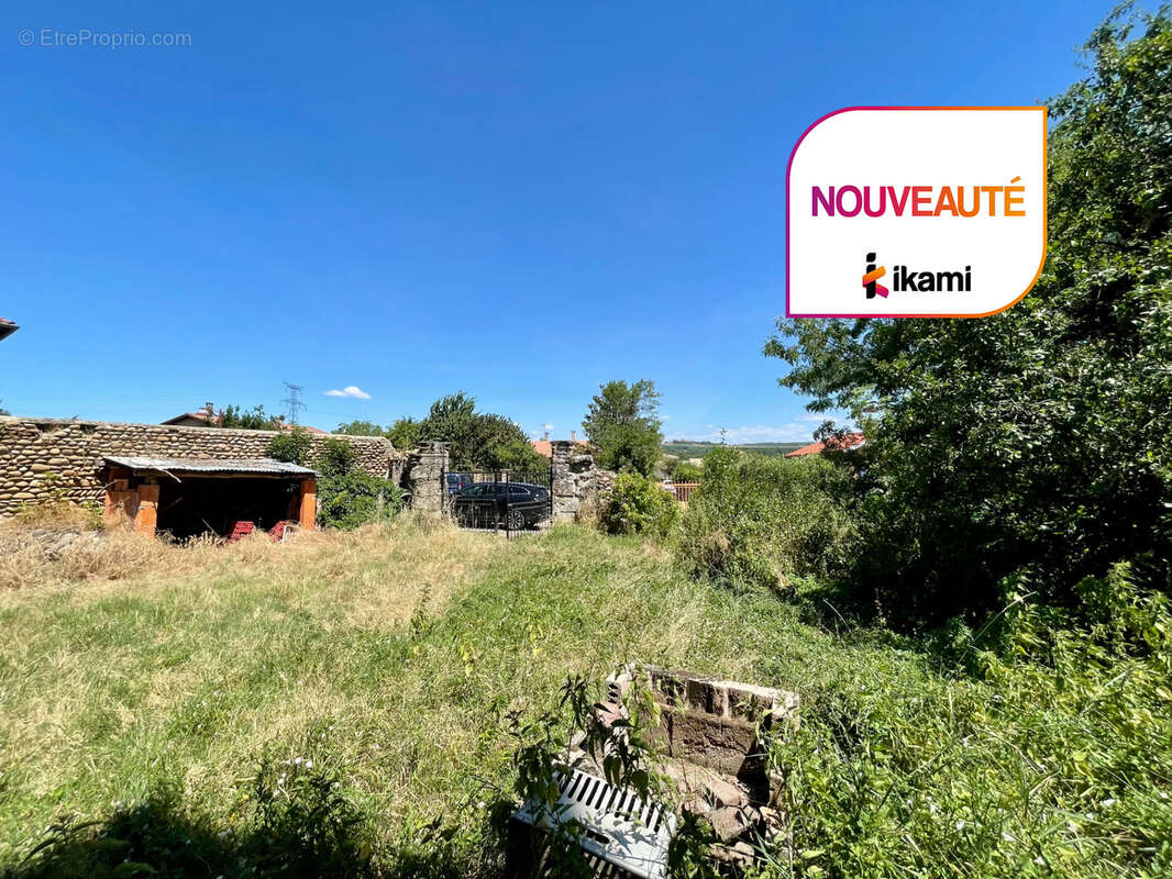 Maison ancienne à renover avec jardin et dependances - photo 3