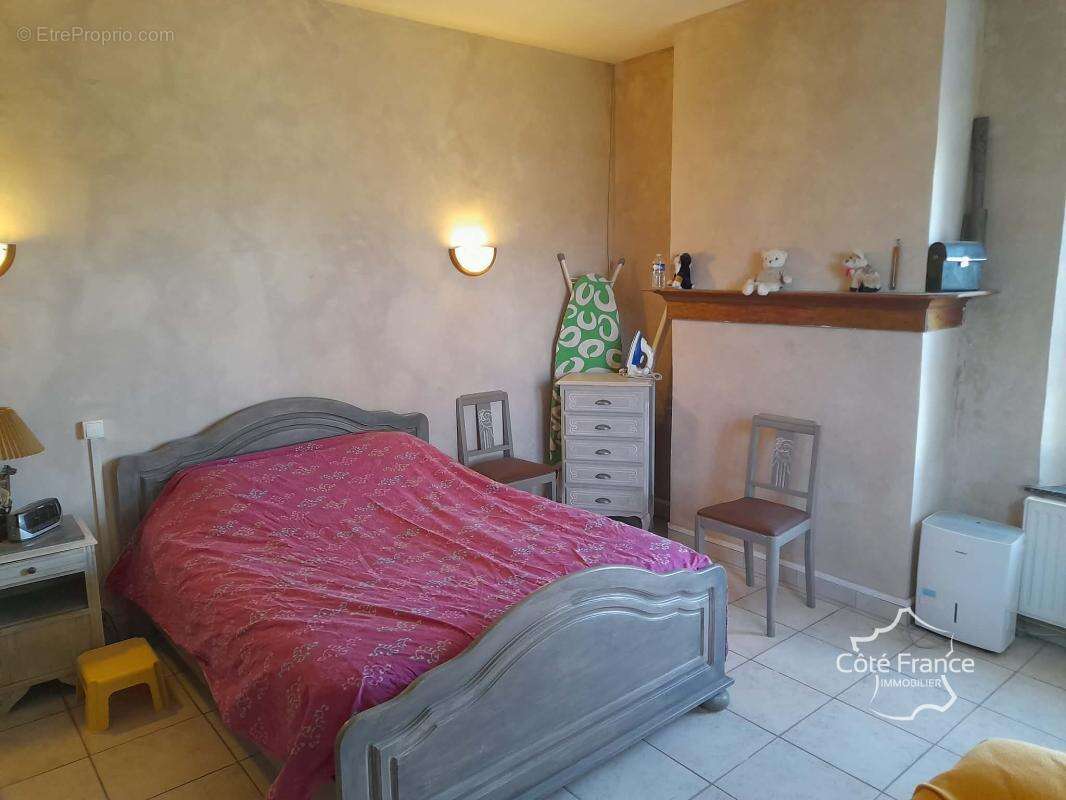 Maison à LA CAPELLE