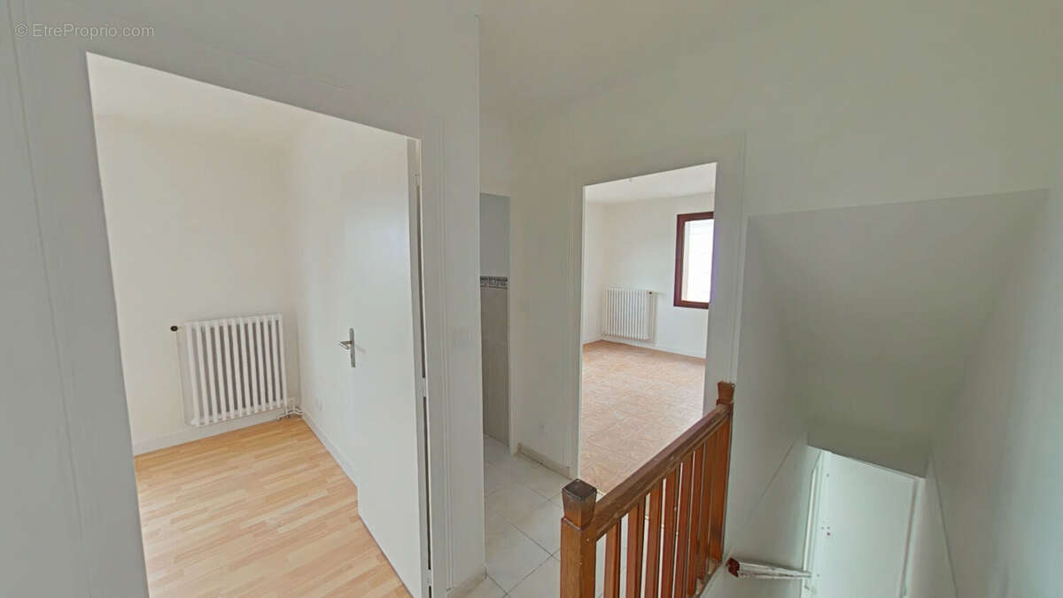 Appartement à BALLAN-MIRE