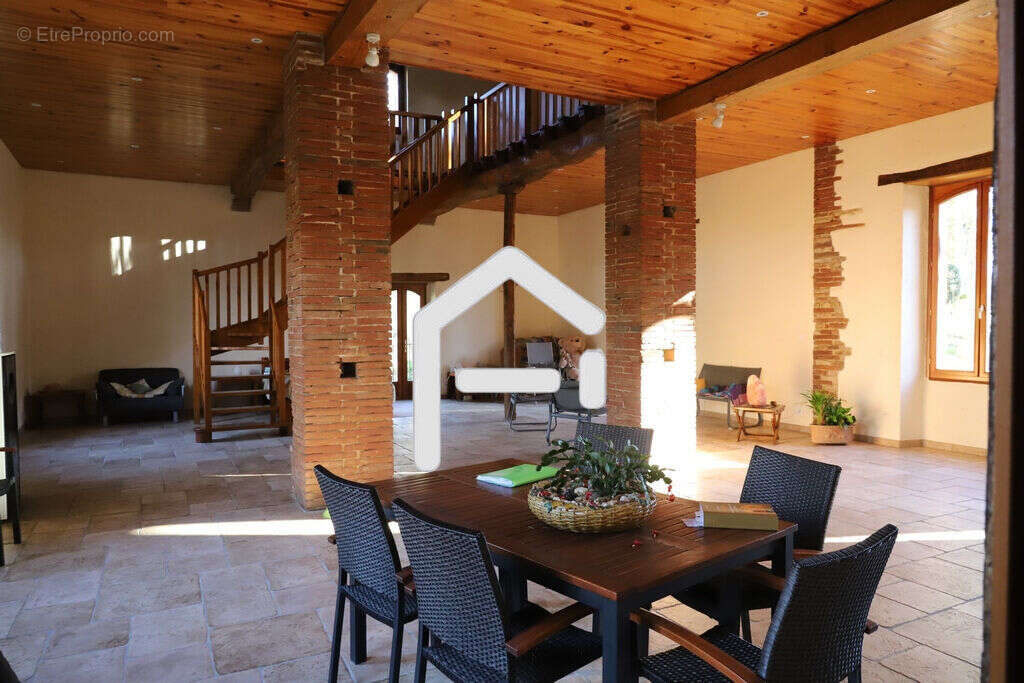 Maison à PAMIERS