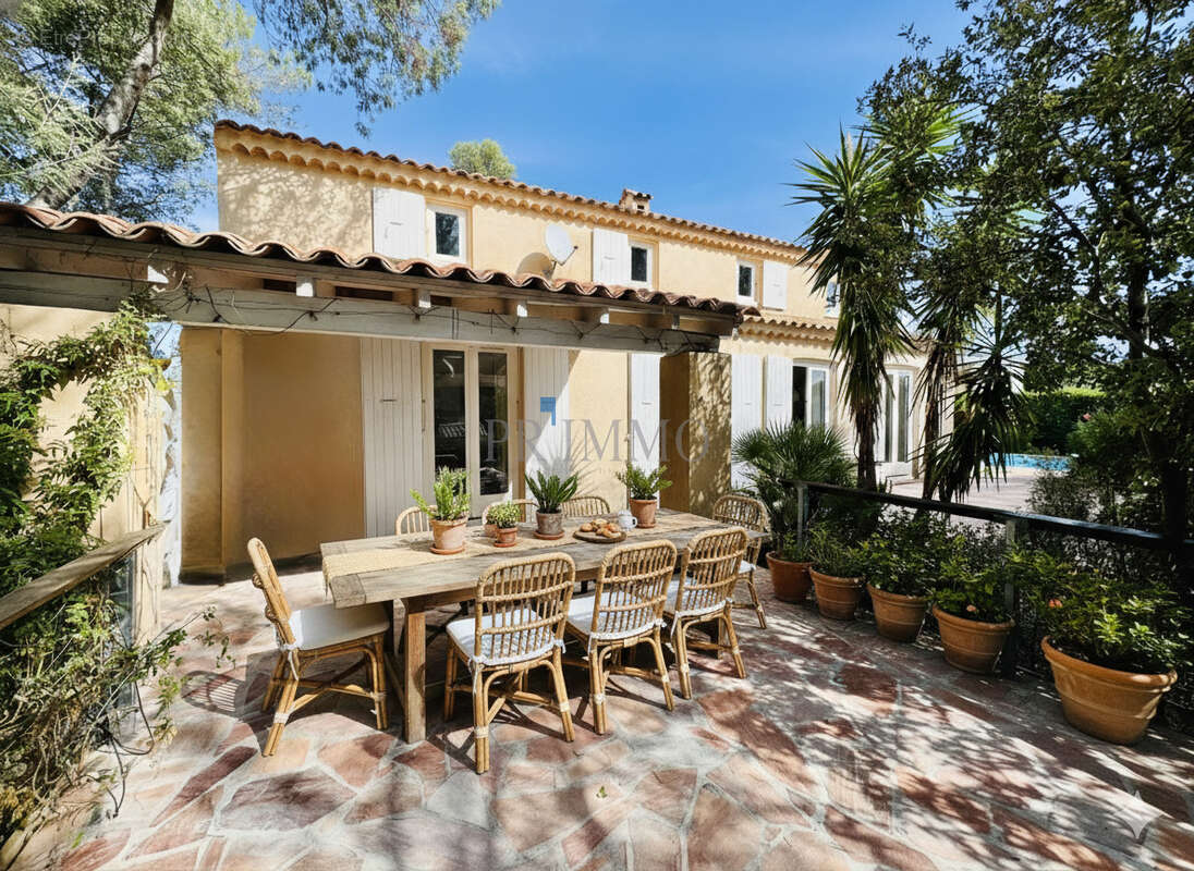 Maison à SAINT-RAPHAEL