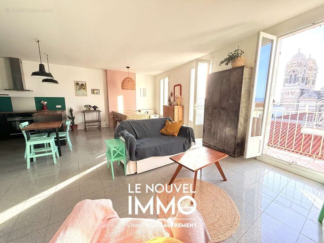 Appartement à MARSEILLE-2E