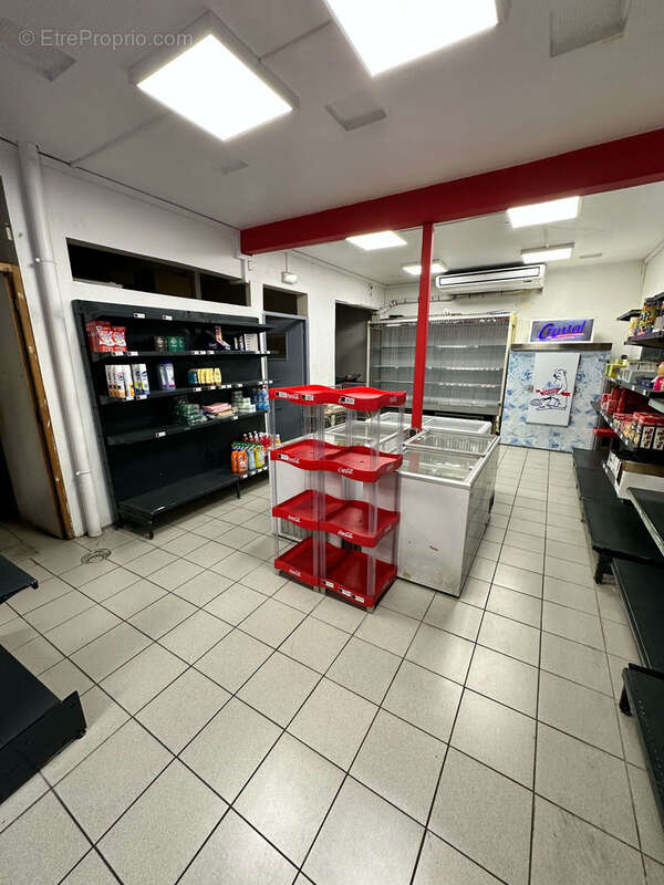 Commerce à FORT-DE-FRANCE