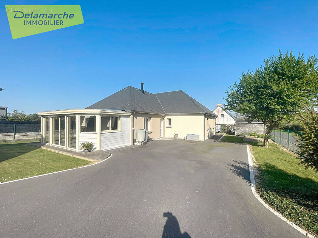 Maison à COUDEVILLE-SUR-MER