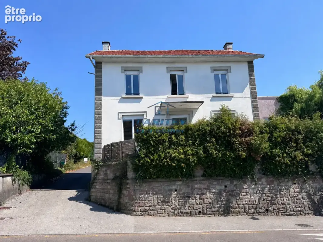 Maison à LUXEUIL-LES-BAINS