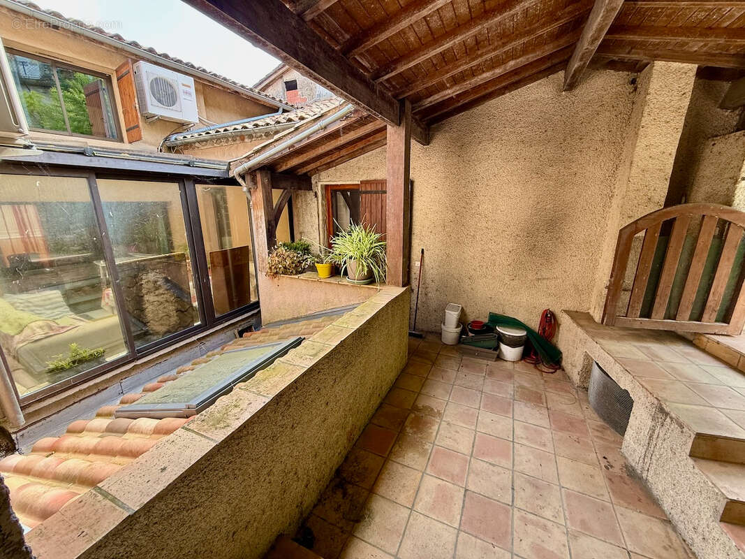 Appartement à CANCON