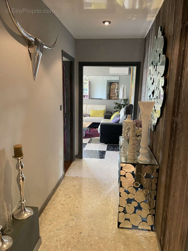 Appartement à LE CANNET