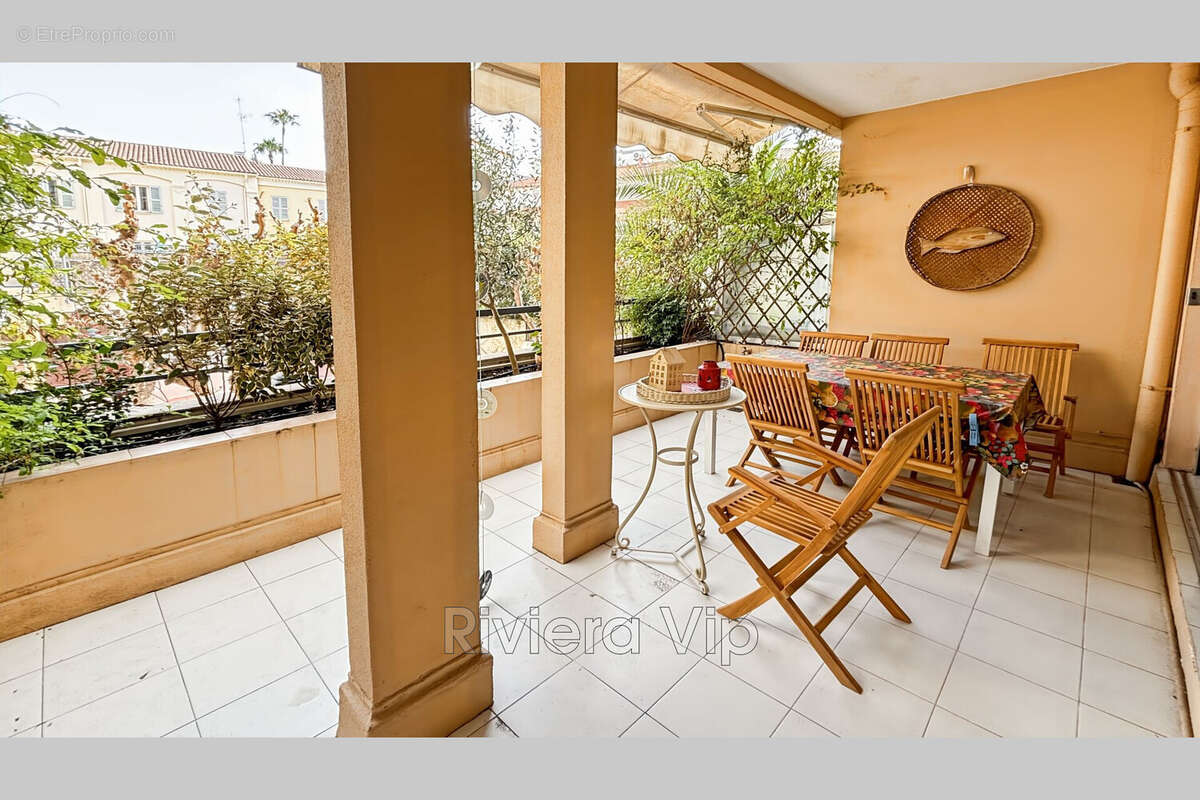Appartement à CANNES
