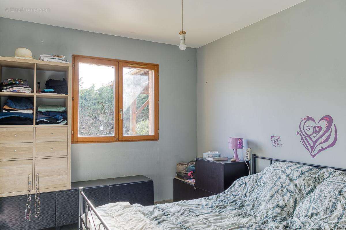 Maison 160 m² à Auberives-Sur-Vareze  - photo 14