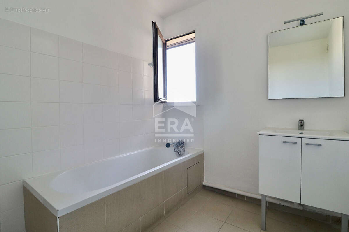 Appartement à CHAMPS-SUR-MARNE