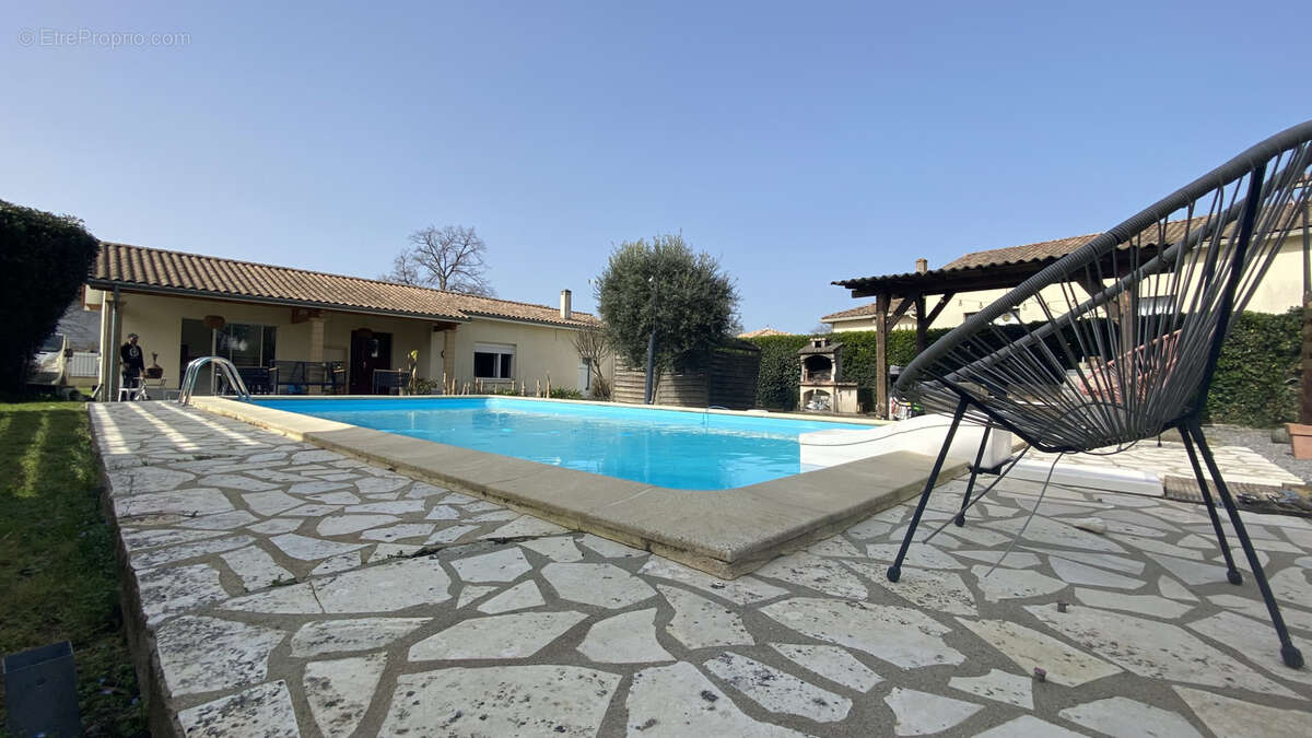 à vendre maison 4 chambres à 5 mn de LIBOURNE - photo 9