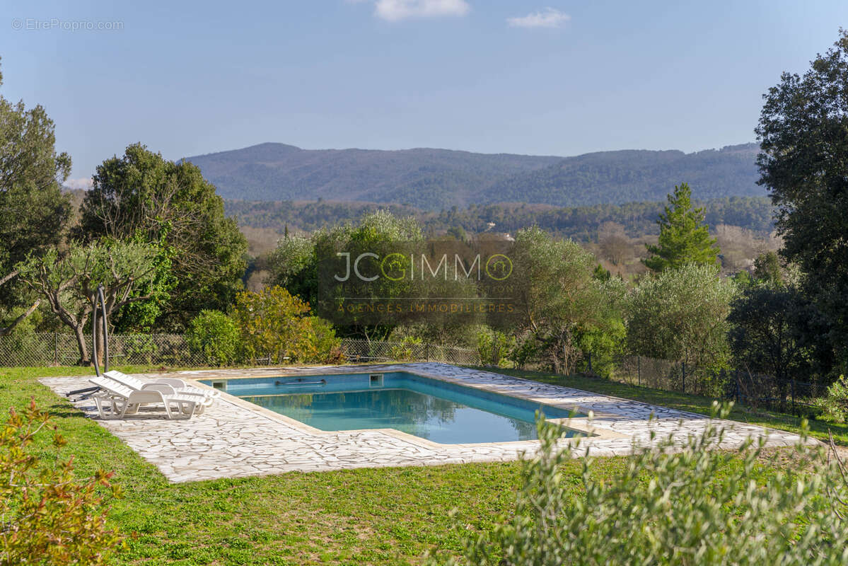 Maison à CAMPS-LA-SOURCE