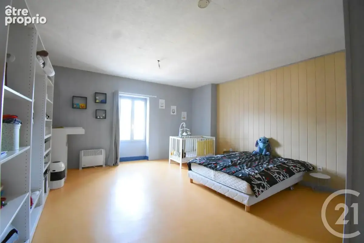 Maison 8 pièces 287 m² à vendre à Lapalisse (03120) - photo 10