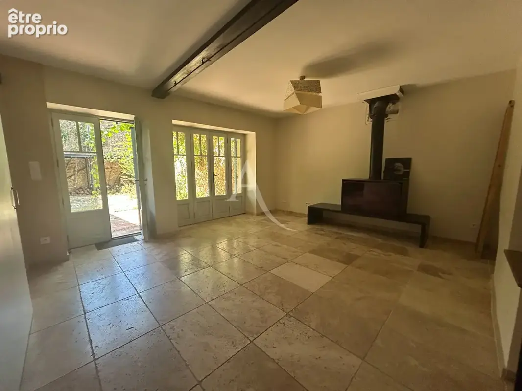 Maison rénovée au pied de la cité ? extérieur sans vis-à-vis et vue exceptionnelle - photo 2