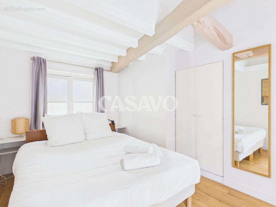 Appartement à PARIS-4E