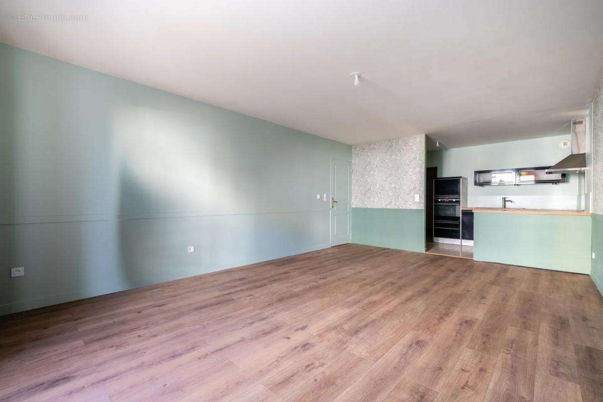 Appartement à PERSAN