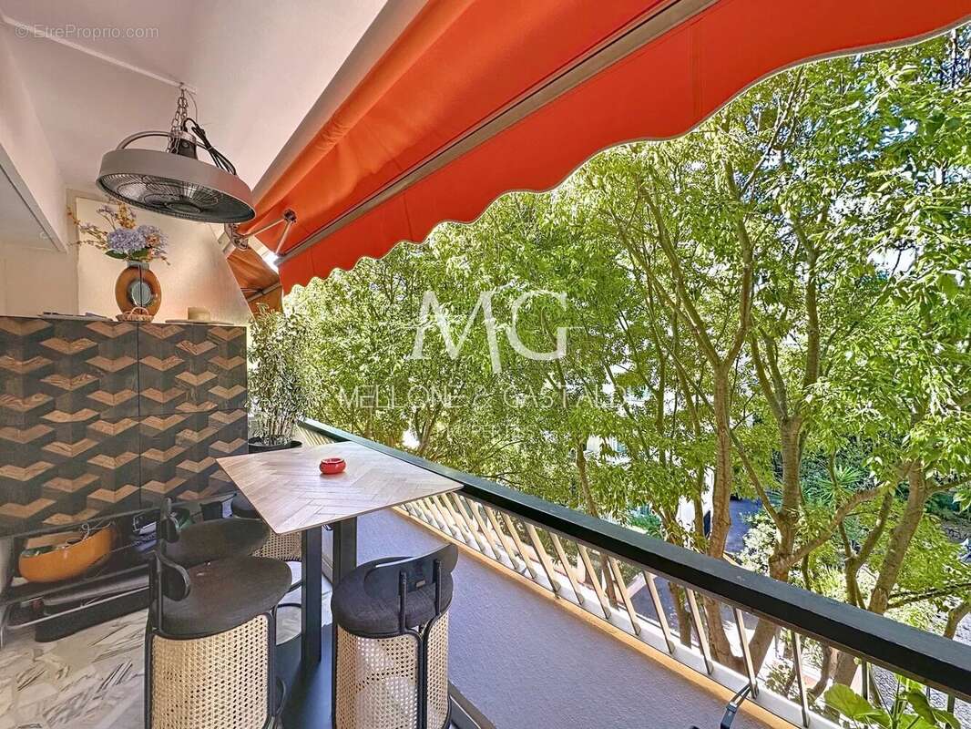 Appartement à CANNES