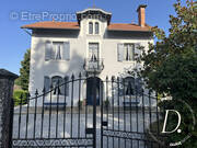 Maison à TALLER