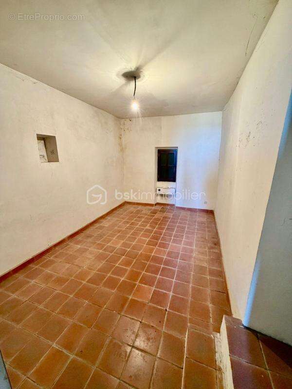 Maison à SAINT-CHRISTOL-LES-ALES