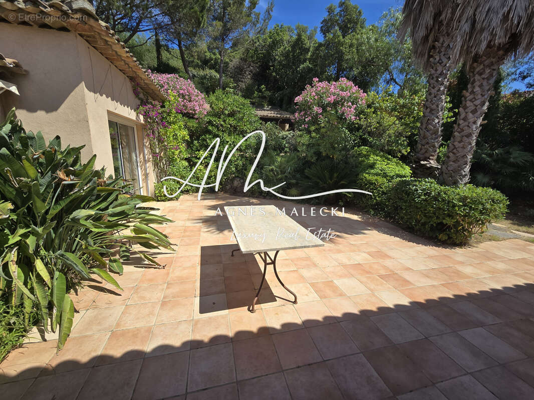 Maison à LA CROIX-VALMER