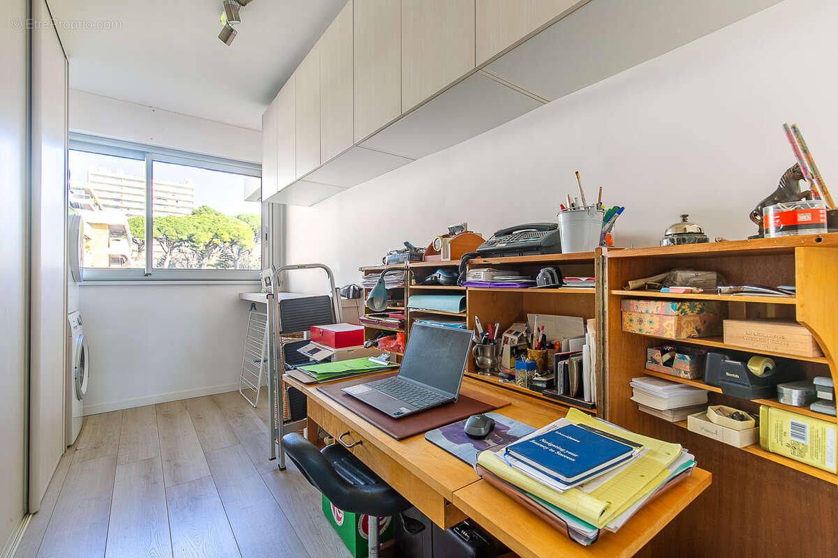 Appartement à MARSEILLE-9E