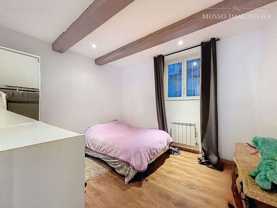 Appartement à MARSEILLE-6E