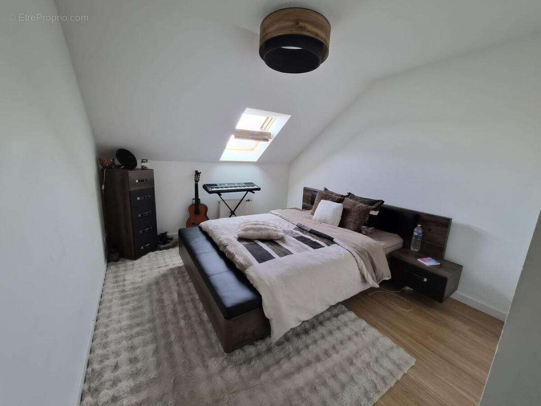 Appartement à NANTEUIL-LE-HAUDOUIN