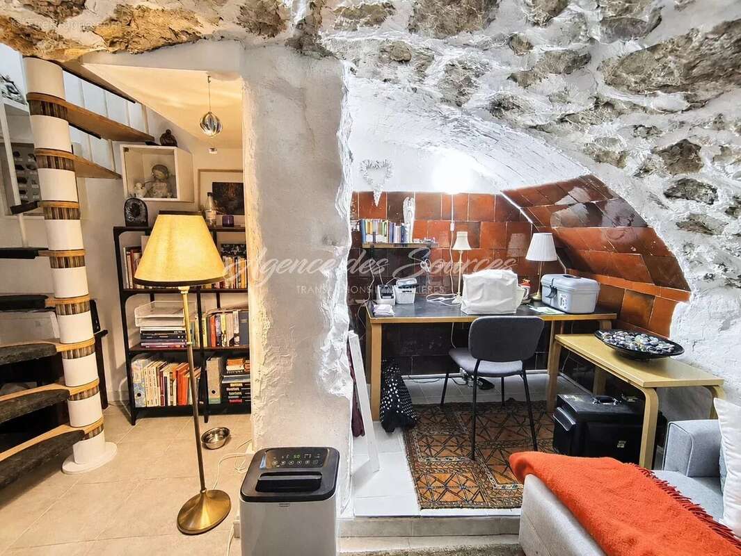 Appartement T2 en rez-de-chausée à Varages - photo 6