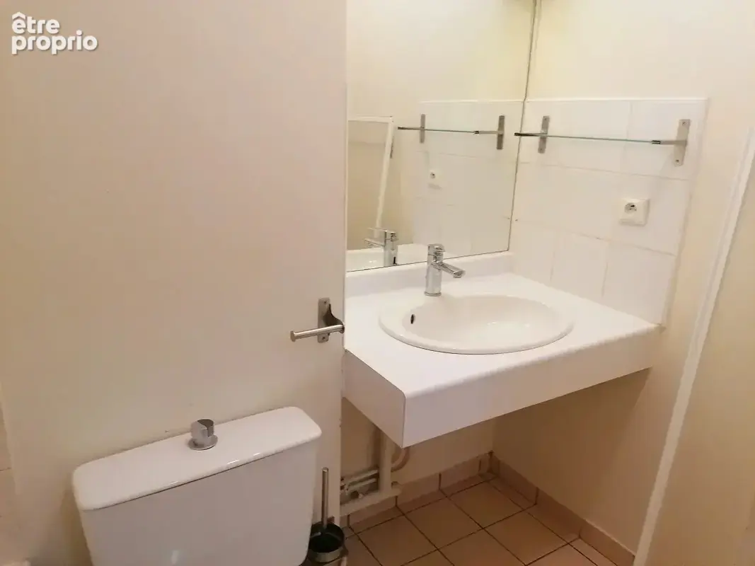 Livry gargan limite le raincy studio 31 m² cave et parking - photo 4