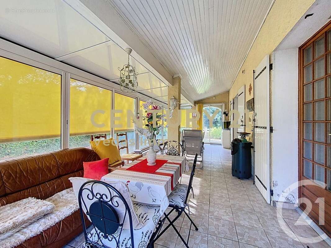 Maison à SAINT-JEAN-DE-VEDAS