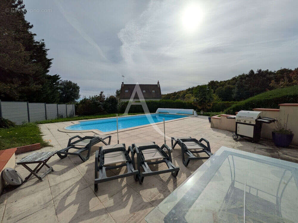 Maison à CHOUZY-SUR-CISSE