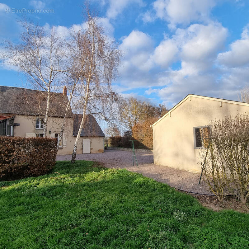 Maison à SAINTE-SEVERE-SUR-INDRE