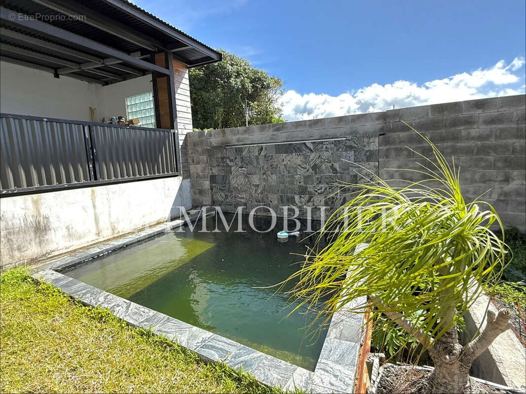 Maison à SAINT-JOSEPH