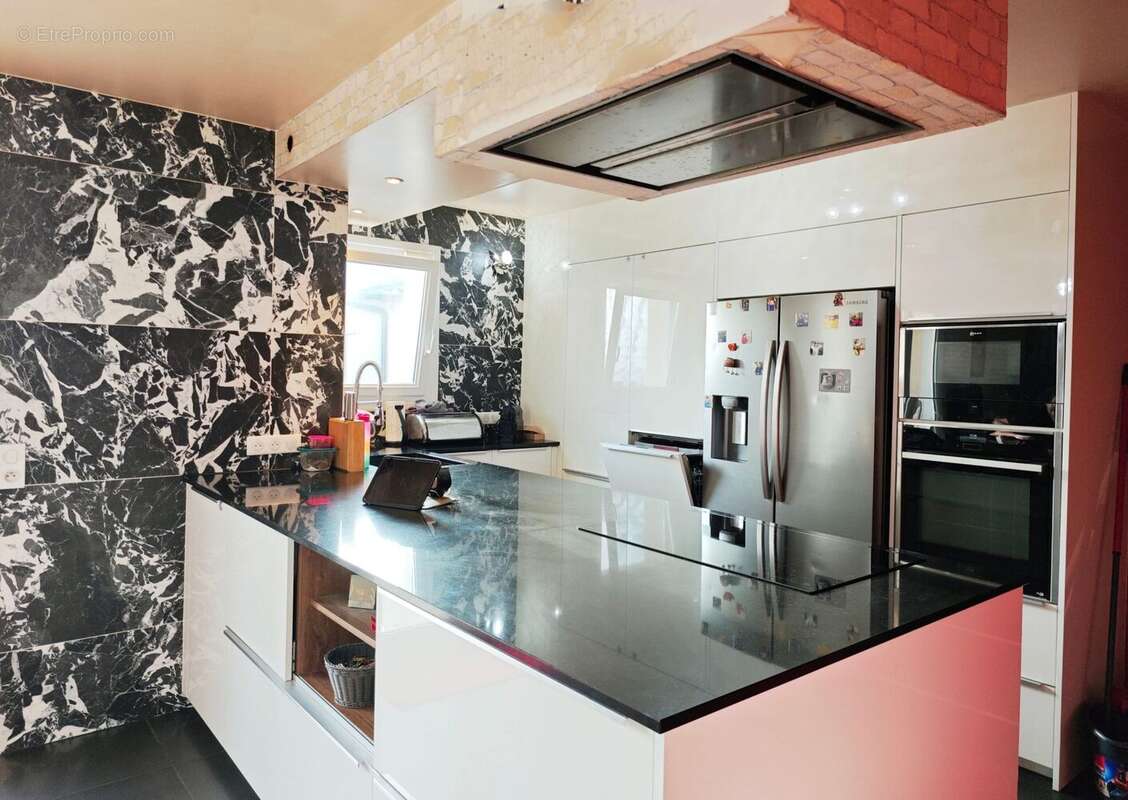 Maison 166 m² à Gex  - photo 9