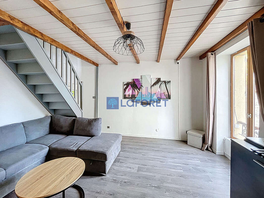 Maison à GIRONVILLE-SUR-ESSONNE