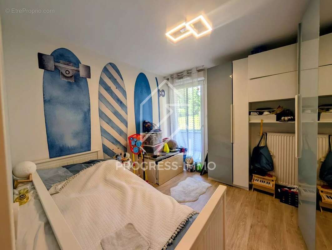 Appartement à NEUILLY-SUR-MARNE