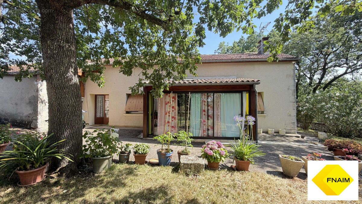 Maison à SAINT-ROBERT